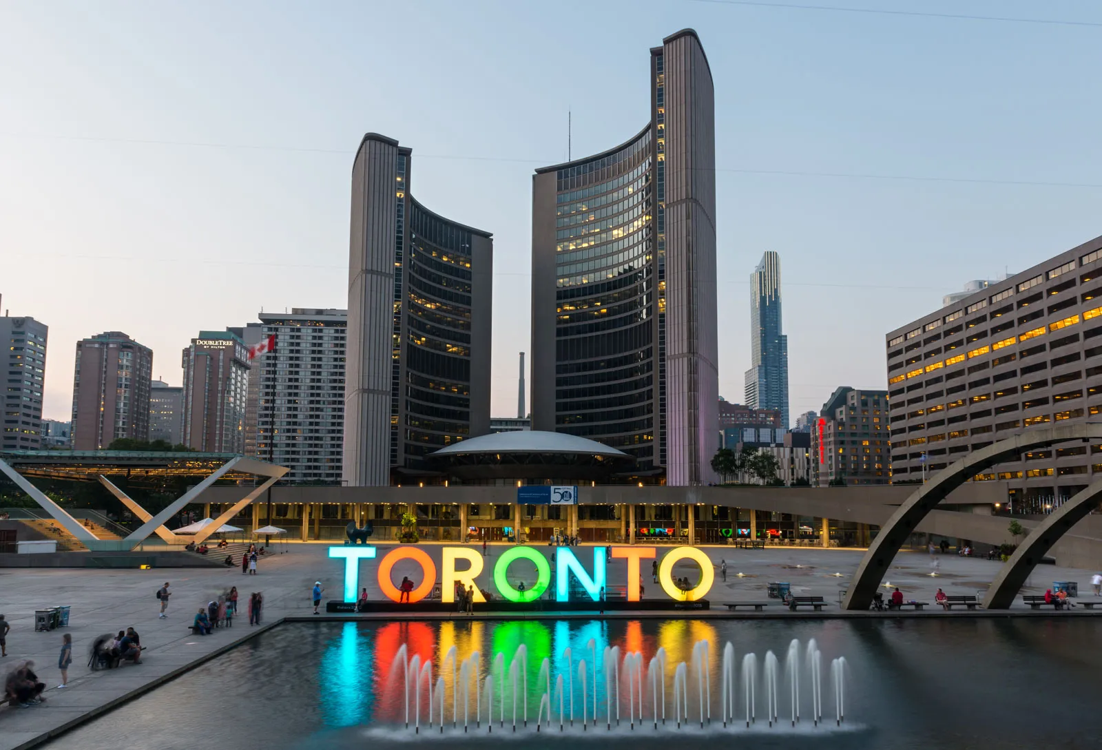 Toronto – Canada’s Global Economic Hub