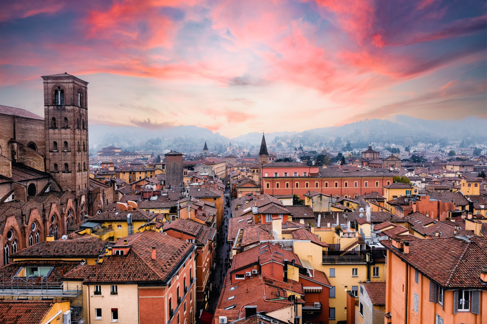 Bologna – Historic University City
